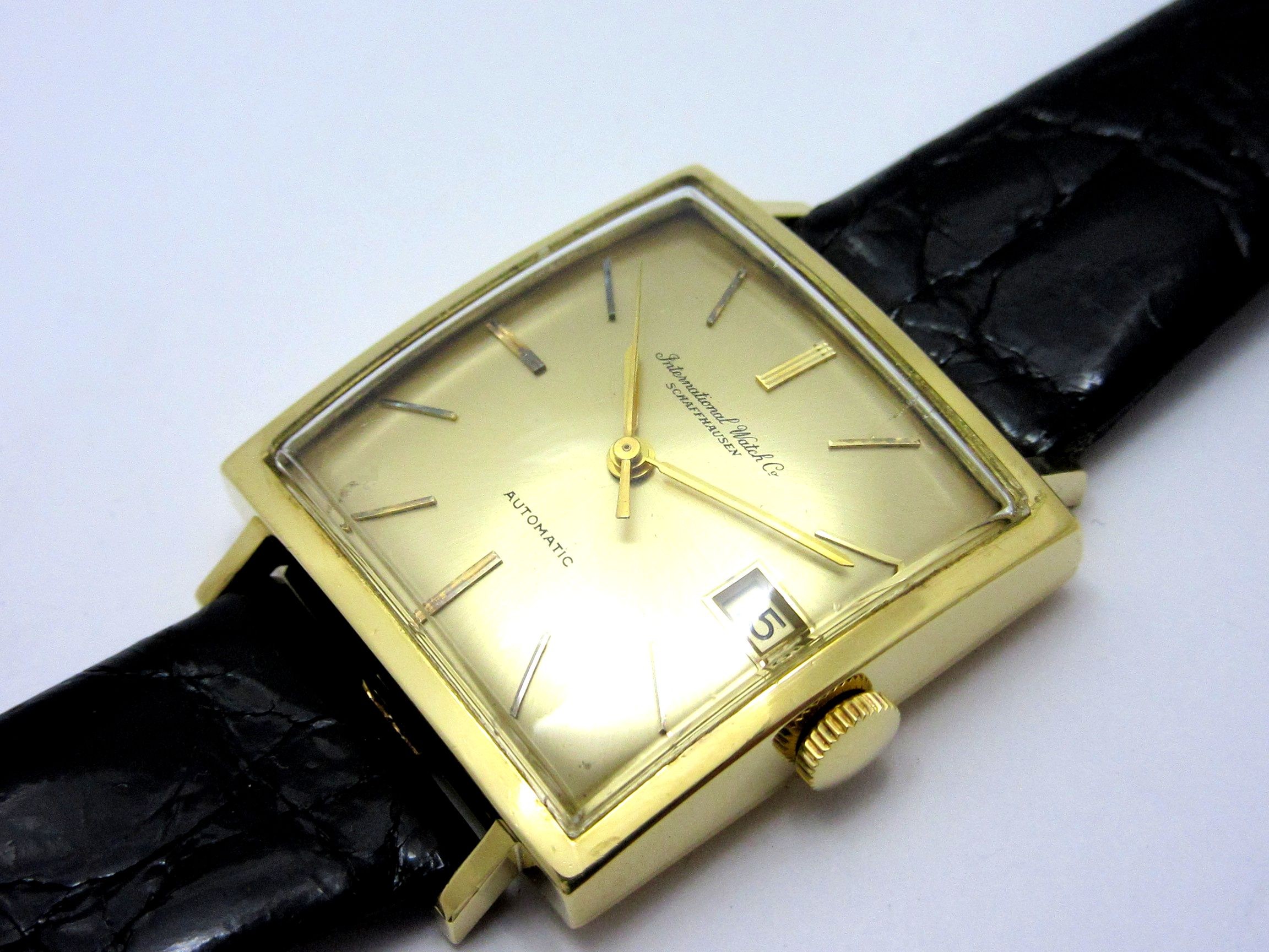 IWC SCHAFFHAUSEN K18YG ヴィンテージ スクエア 手巻き メンズ
