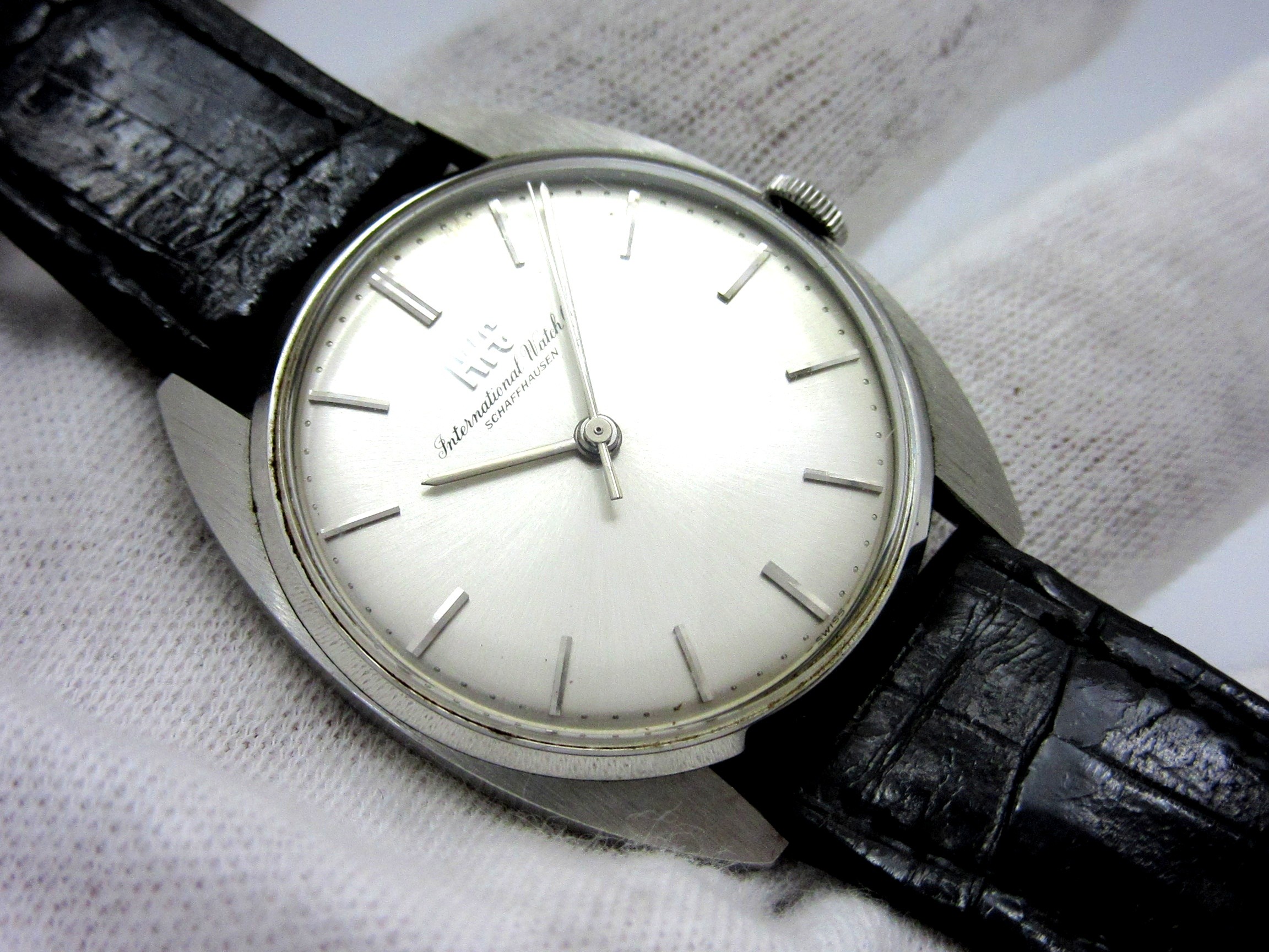 IWC 手巻機械式ムーブCal-403 オリジナル文字盤 |ロレックス