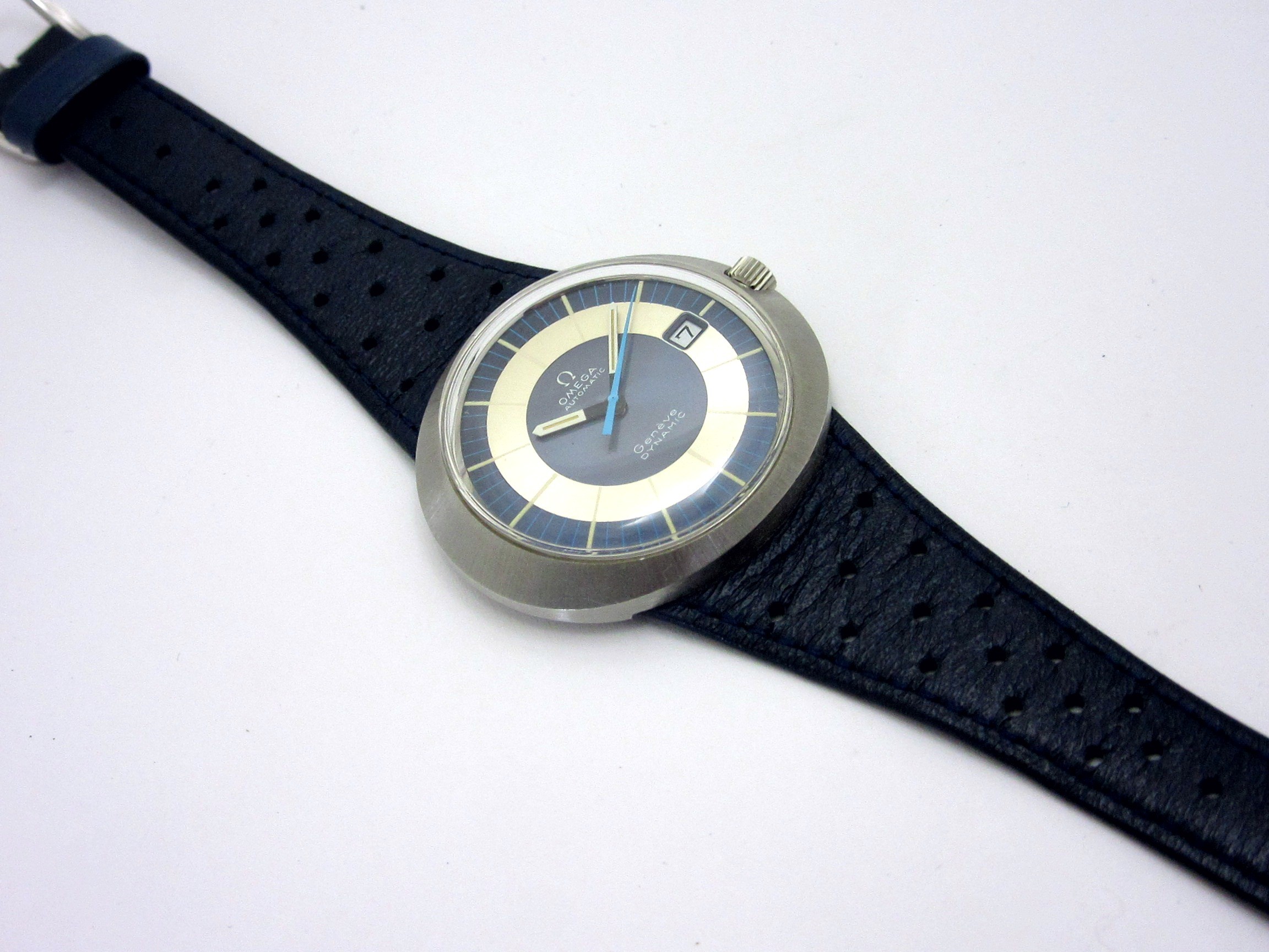 オメガ OMEGA ”ジュネーブ ダイナミック 107” 自動巻機械式 オメガ OMEGA ”ジュネーブ ダイナミック 107” 自動巻機械式