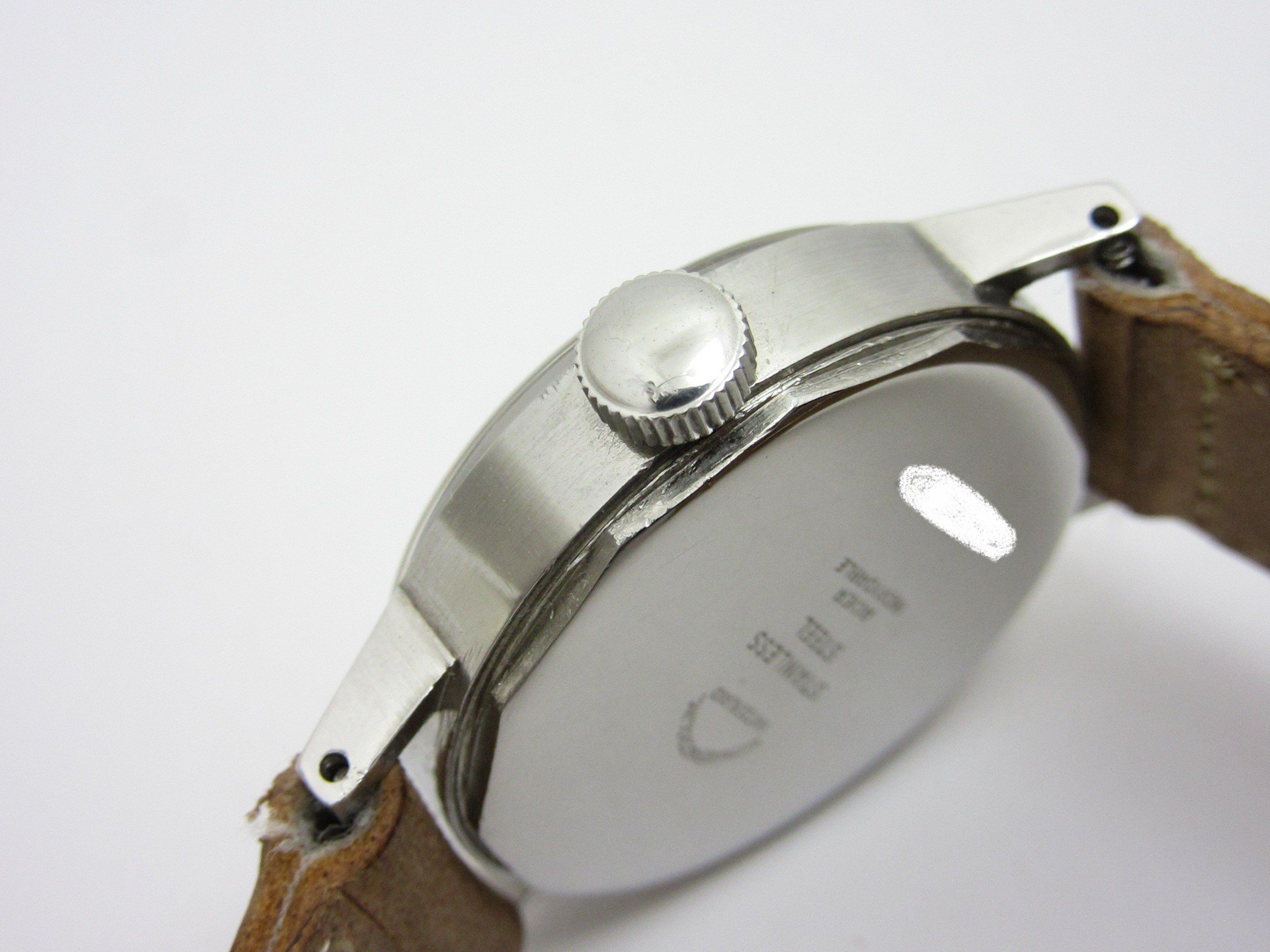 ウィットナー WITTNAUER ”ブラックグレー ツートン ダイヤル” シリンダーケース スクリューバック 手巻機械式ムーブ|ロレックス・アンティーク 腕時計 中古品販売買取なら大阪 米田屋