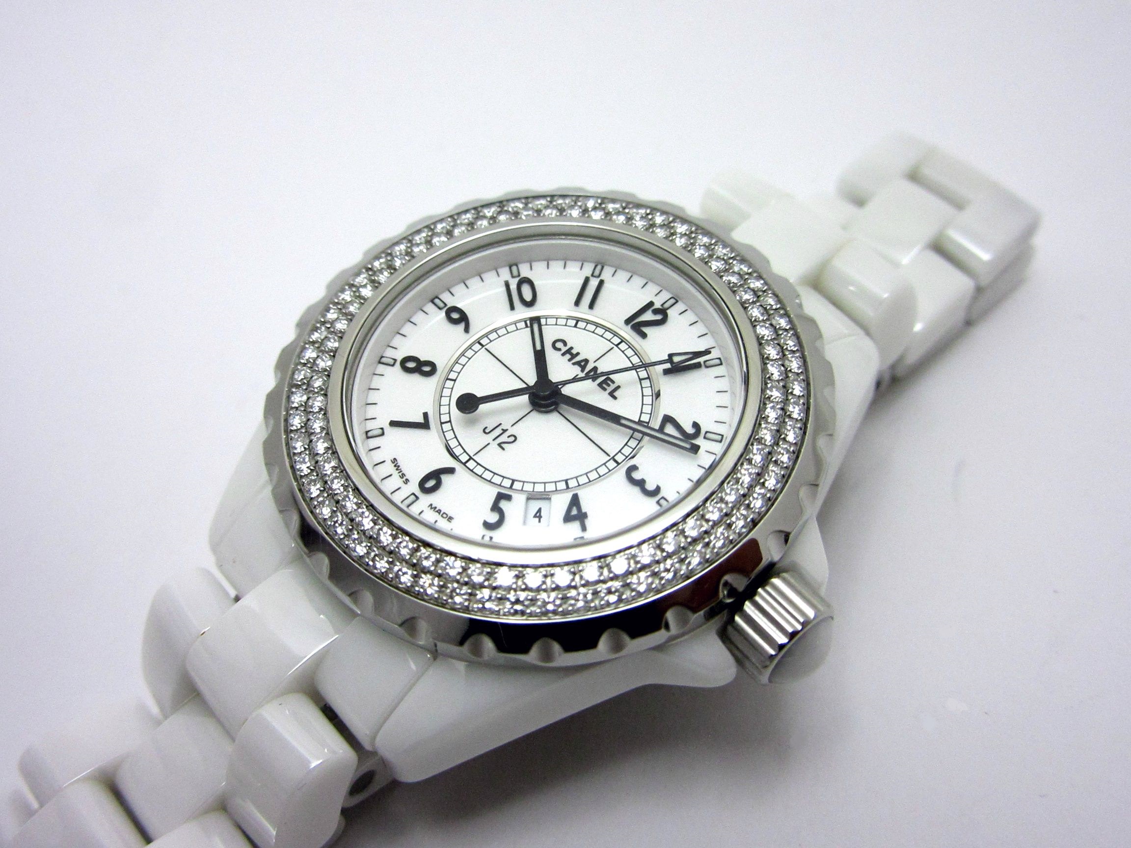 シャネル CHANEL ”J12 H0967 ホワイトセラミック 純正ダイヤ