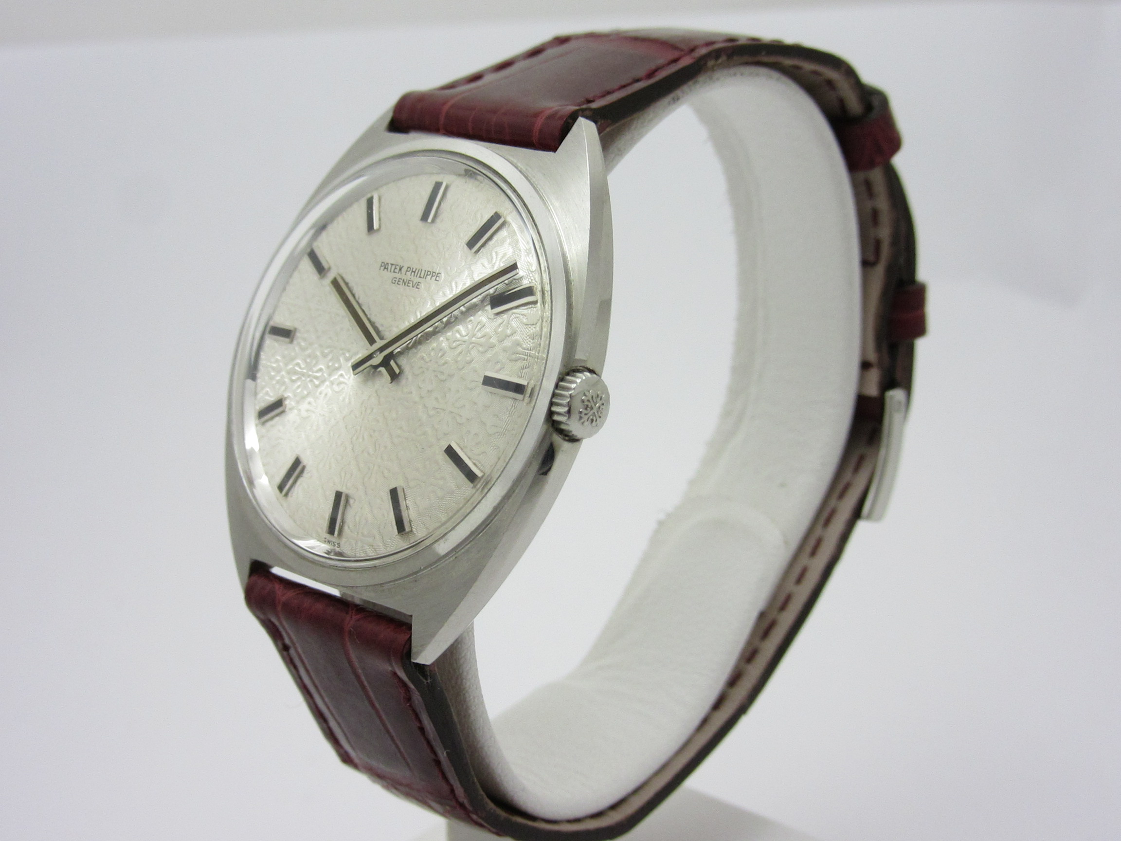 PATEK PHILIPPE ”カラトラバ Ref-3574 カラトラバ十字文字盤 