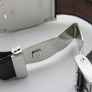 ベダ&カンパニー　BEDAT&Co　　　　”No.3 GMT ref 388.010.101 ”　　メンズサイズ　　　自動巻機械式ムーブ　 　ステンレススティール製　　　　　　国内正規保証書・取説・BOX付属