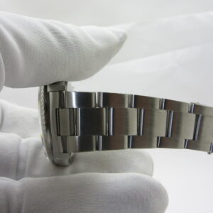 ロレックス　ROLEX　　　”エンジンターンドベゼル　デイトジャスト　ブラックダイヤル　Ref-16220”　　ステンレスベゼル　　　オールトリチウム　　　Sir-T番（1996年製）　　　オイスターブレスレット78360-FF558/B　X1　　弊社にてOH済