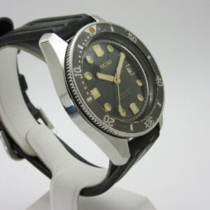SEIKO セイコー ”62 300mダイバー カウントダウンベゼル” ロービート フルオリジナル Ref-6215-7000 自動巻機械式ムーブCal.6215A 弊社にてOH済