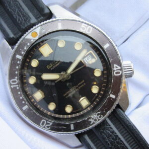 SEIKO セイコー ”62 300mダイバー カウントダウンベゼル” ロービート フルオリジナル Ref-6215-7000 自動巻機械式ムーブCal.6215A 弊社にてOH済